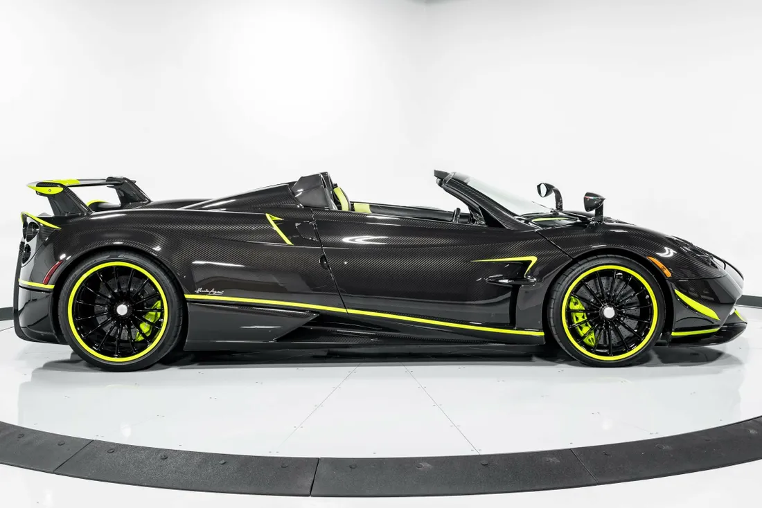 2017 Pagani Huayra Roadster